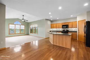 1056 Brigantine Ave, Uniontown, OH 44685 - Photo 10