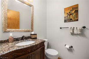 1056 Brigantine Ave, Uniontown, OH 44685 - Photo 4