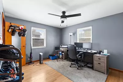 12 Cross Street, Bridgeport, OH 43912 - Photo 8