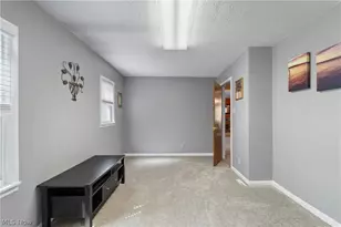 5030 Manchester Rd, Akron, OH 44319 - Photo 6