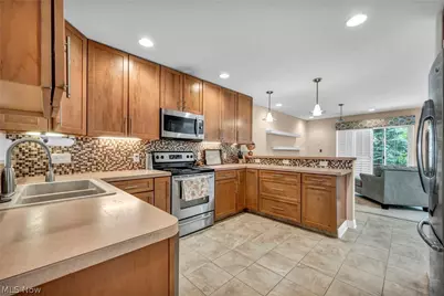 772 Wildberry Circle, Avon Lake, OH 44012 - Photo 12
