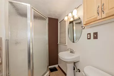 1761 Oakmount Road, South Euclid, OH 44121 - Photo 14
