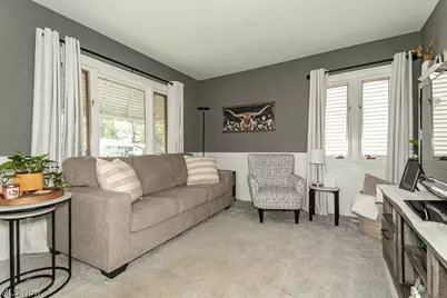 9017 Woodridge Lane, Mentor, OH 44060 - Photo 8