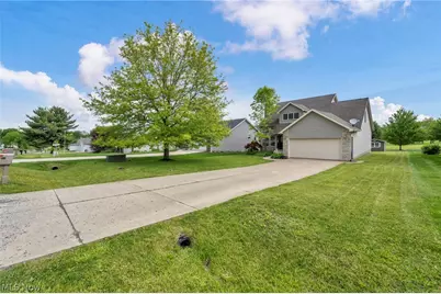 850 Fairway Drive, Howard, OH 43028 - Photo 6