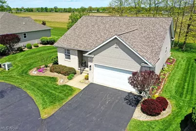 11 Danbury Court NW, Warren, OH 44481 - Photo 4