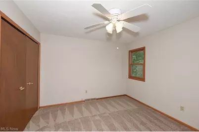 8460 Old Post Road, Olmsted Falls, OH 44138 - Photo 34
