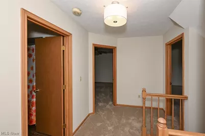 8460 Old Post Road, Olmsted Falls, OH 44138 - Photo 24