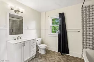 897 Polk Ave, Akron, OH 44314 - Photo 24