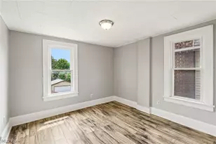 897 Polk Ave, Akron, OH 44314 - Photo 22