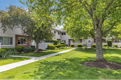 4310 Hyde Park #4, North Olmsted, OH 44070 - Photo 2