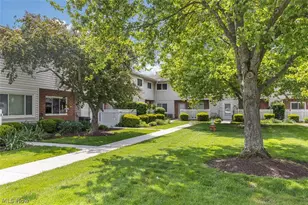 4310 Hyde Park, North Olmsted, OH 44070 - Photo 2