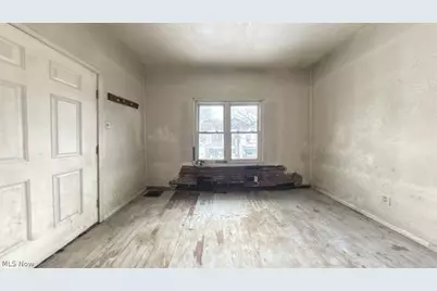 732 Kendall Avenue, Steubenville, OH 43952 - Photo 8