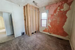 732 Kendall Ave, Steubenville, OH 43952 - Photo 6