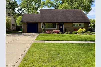 233 Baldwin Drive, Berea, OH 44017 - Photo 1