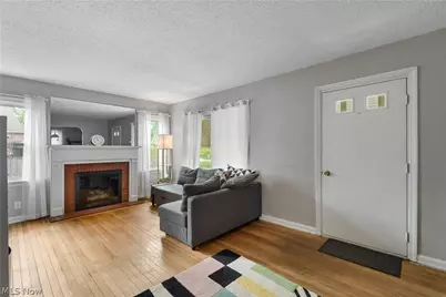 2525 Beverly Avenue, Akron, OH 44312 - Photo 6