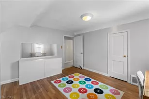 2525 Beverly Ave, Akron, OH 44312 - Photo 20
