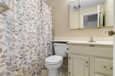 2525 Beverly Avenue, Akron, OH 44312 - Photo 22