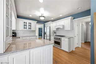 195 Shawnee Trail, Aurora, OH 44202 - Photo 4
