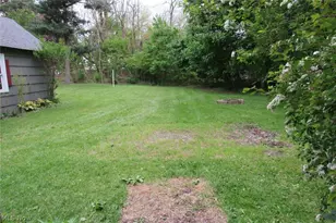 2042 W Prospect Rd, Ashtabula, OH 44004 - Photo 22