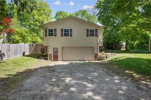 10137 Johnnycake Ridge Rd, Concord Twp, OH 44077 - Photo 2
