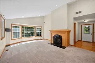 10137 Johnnycake Ridge Rd, Concord Twp, OH 44077 - Photo 14