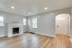 136 36th St NE, Canton, OH 44714 - Photo 12