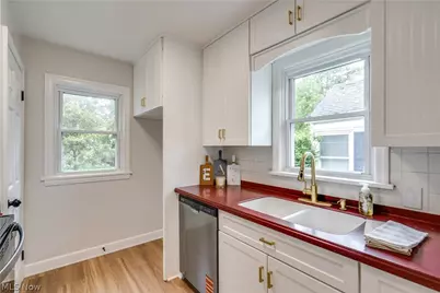136 36th Street NE, Canton, OH 44714 - Photo 4