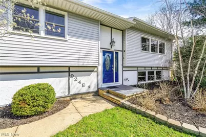 924 E Schaaf Road, Brooklyn Heights, OH 44131 - Photo 2