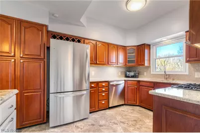 924 E Schaaf Road, Brooklyn Heights, OH 44131 - Photo 12