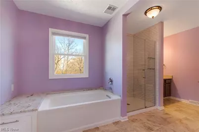 924 E Schaaf Road, Brooklyn Heights, OH 44131 - Photo 18