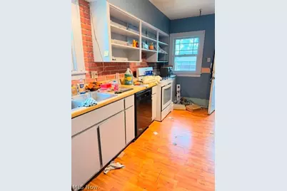 1706 Hampton Road, Akron, OH 44305 - Photo 8