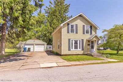 133 Crownhill Avenue, Amherst, OH 44001 - Photo 2