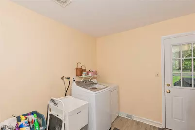 5899 S Shandle Boulevard, Mentor, OH 44060 - Photo 16