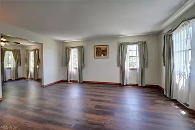 883 Basel Street, Sugarcreek, OH 44681 - Photo 10
