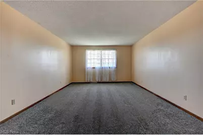 883 Basel Street, Sugarcreek, OH 44681 - Photo 22