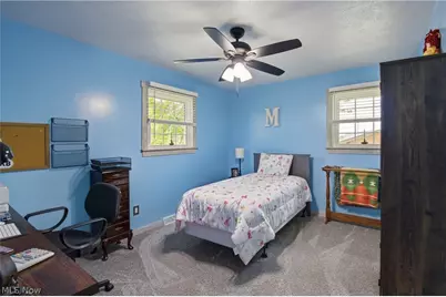 12097 Lisa Avenue NW, Hartville, OH 44632 - Photo 18