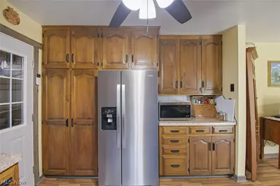 12097 Lisa Avenue NW, Hartville, OH 44632 - Photo 10