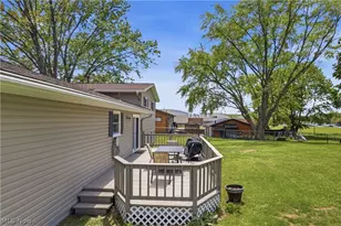 12097 Lisa Ave NW, Hartville, OH 44632 - Photo 30
