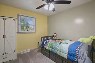 12097 Lisa Ave NW, Hartville, OH 44632 - Photo 20