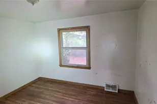 16415 Huntmere Ave, Loveland, OH 44110 - Photo 6
