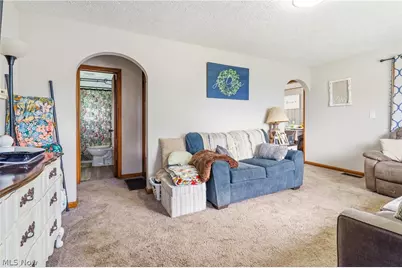 201 Menegay Road, Louisville, OH 44641 - Photo 8
