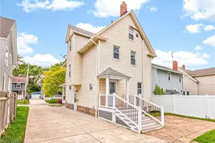 1553 Rockway Ave, Oakwood, OH 44107 - Photo 4