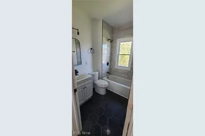 12005 Shadeland Avenue, Loveland, OH 44108 - Photo 14