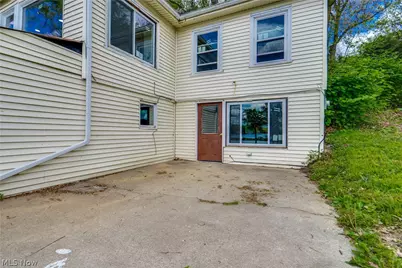 181 Portage Lakes Drive, Akron, OH 44319 - Photo 4
