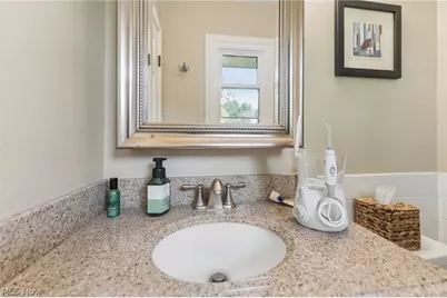 111 Leaview Lane, Chagrin Falls, OH 44022 - Photo 18