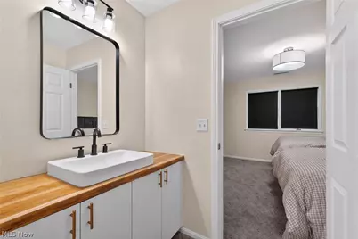 22325 Fairmount Boulevard, Huber Heights, OH 44118 - Photo 24