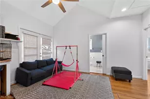 22325 Fairmount Blvd, Huber Heights, OH 44118 - Photo 18