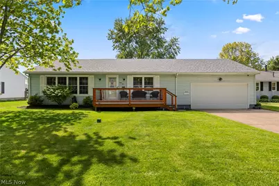 310 N Woodhill Drive, Amherst, OH 44001 - Photo 2