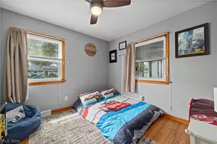 310 N Woodhill Dr, Amherst, OH 44001 - Photo 24