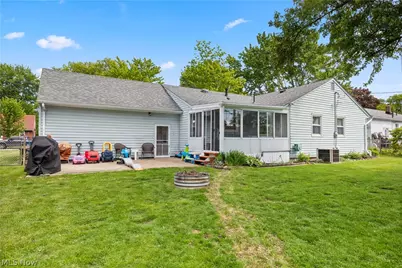 310 N Woodhill Drive, Amherst, OH 44001 - Photo 40